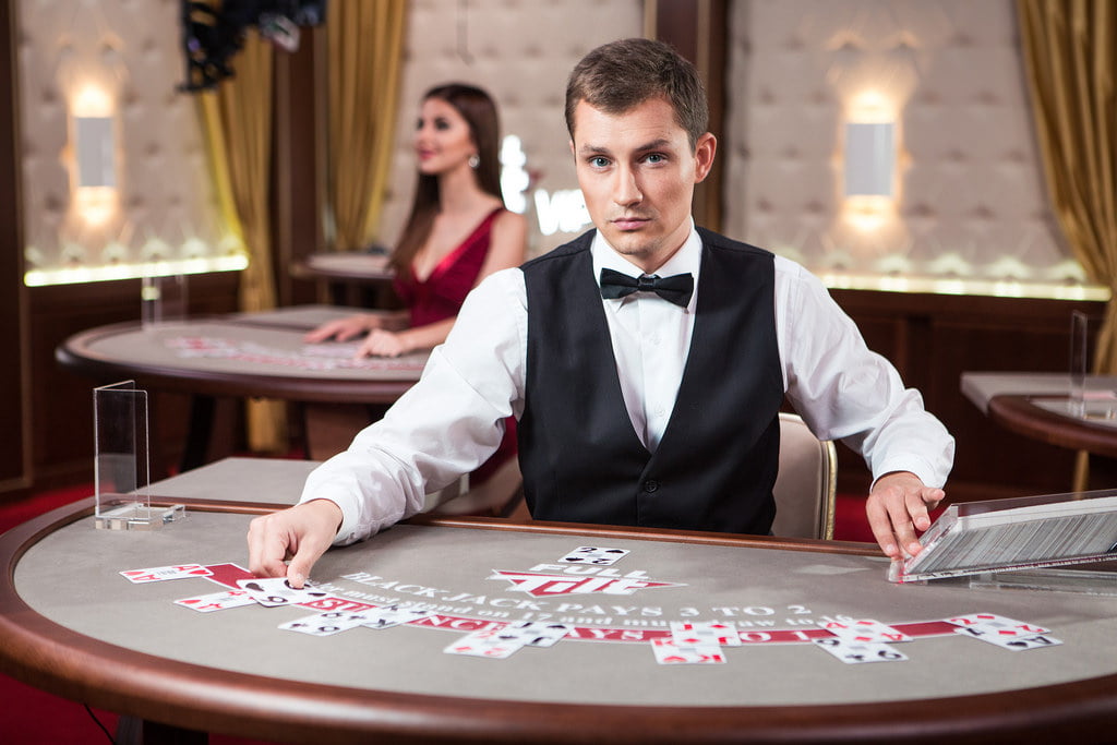 Live Casino Dealer Online